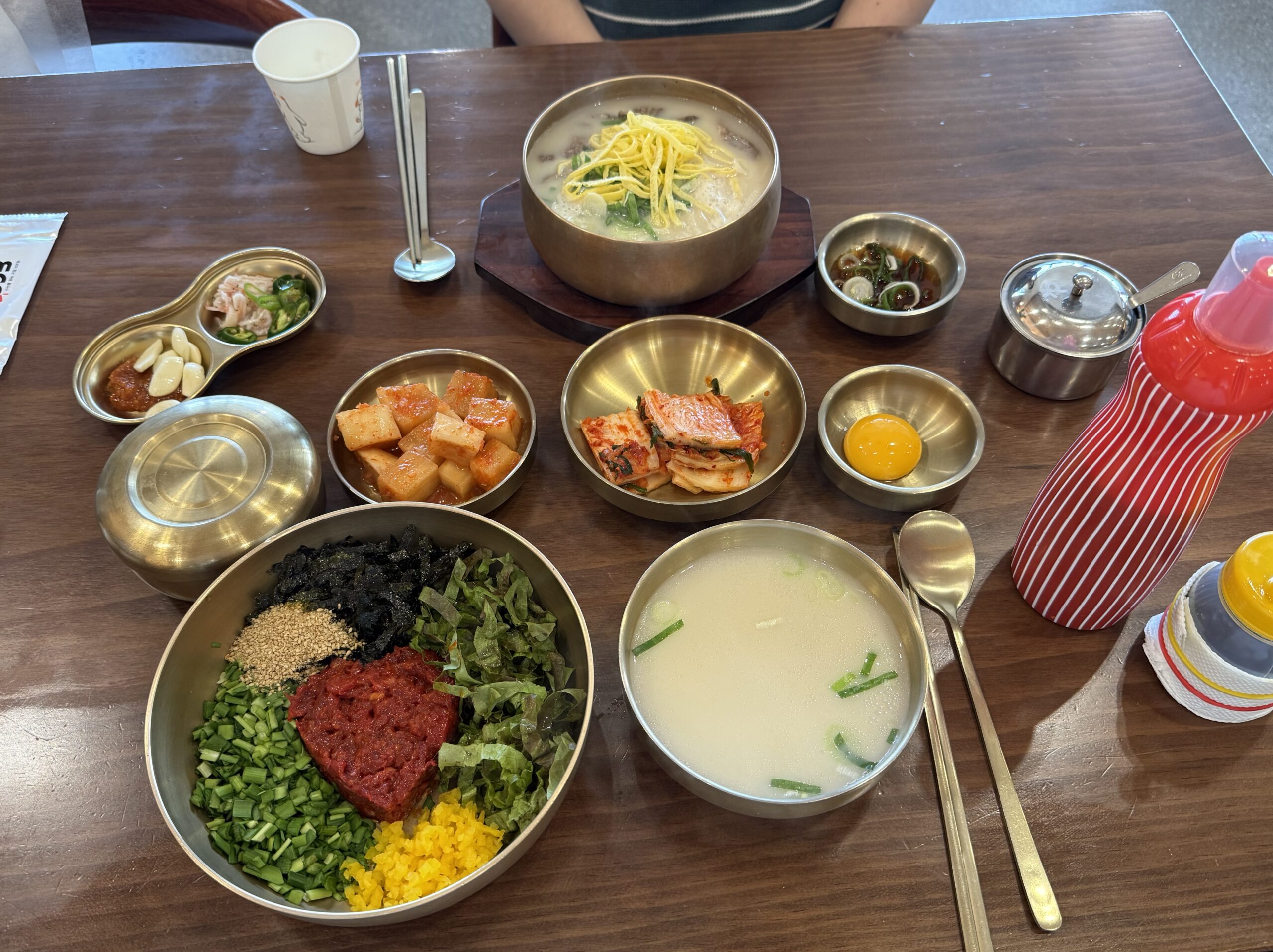 신정옥 기본 반찬 배추 겉절이 깍두기 새우젓 대파 특제 간장소스